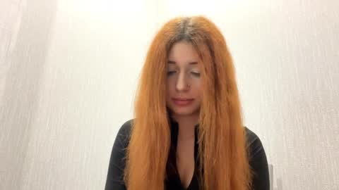 Mia online show from April 9, 6:19 am