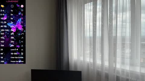 dear_neighbor online show from March 30, 12:16 pm