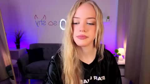 Tessa online show from February 28, 12:37 pm