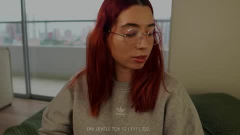 NINA   30OFF online show from December 18, 12:10 pm