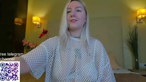 Debbie Mon Tue Fri Sun Sat GMT 3 1000am - 0400pm  online show from January 7, 5:49 pm