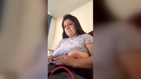 Victoria online show from January 7, 3:15 pm