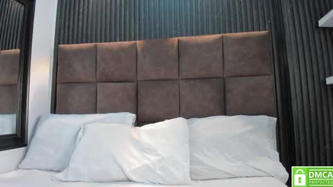 debora_blaze_ online show from April 4, 8:29 pm