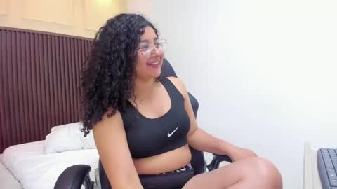  D E B R A H  online show from April 1, 1:41 pm