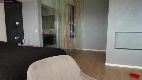 Monique online show from November 14, 11:10 am