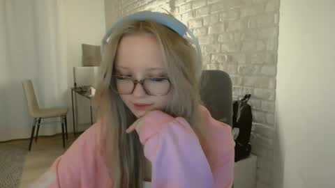 Amanda online show from May 23, 7:34 pm