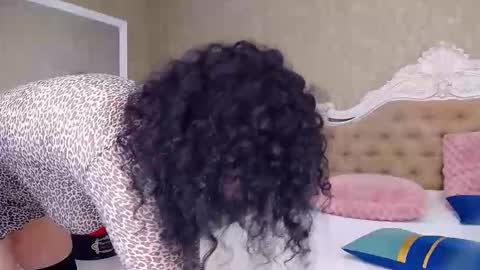 DeenaJay online show from December 4, 6:37 am