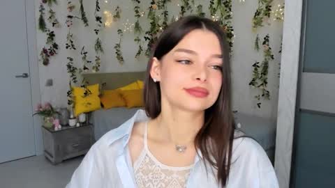 DegreeOfSincerity online show from November 5, 1:33 am