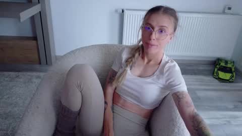 Di online show from November 19, 12:49 pm