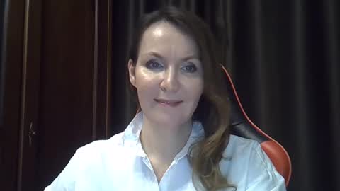 Snapshot of deina_forec6 chatting on January 16, 10:44 pm deina_forec6 online show from January 16, 10:44 pm