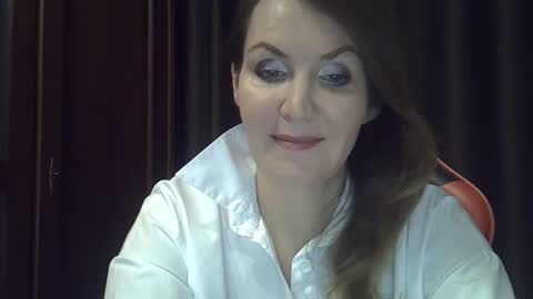 Snapshot of deina_forec6 chatting on March 6, 7:43 pm deina_forec6 online show from March 6, 7:43 pm