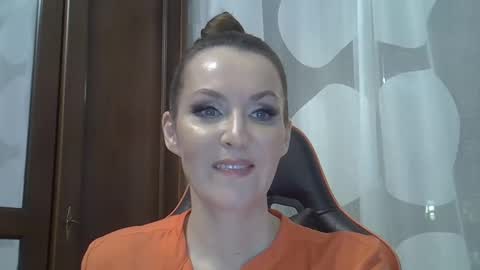 Snapshot of deina_forec6 chatting on December 22, 4:06 pm deina_forec6 online show from December 22, 4:06 pm
