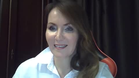 Snapshot of deina_forec6 chatting on February 6, 7:07 pm deina_forec6 online show from February 6, 7:07 pm