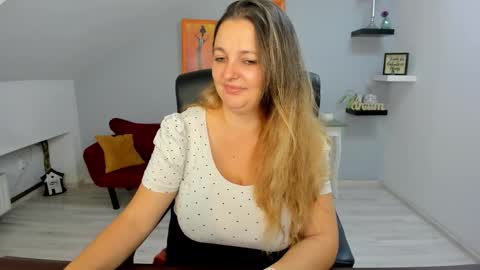 DeliciousLolly online show from October 20, 3:42 am