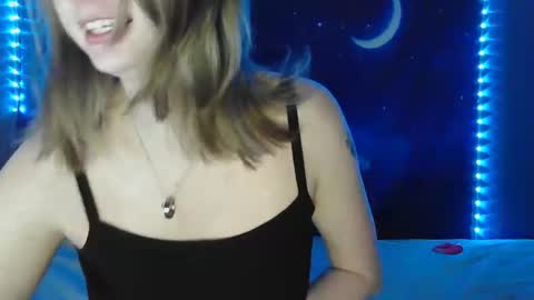 DelilaLove3412 online show from January 28, 2:53 am