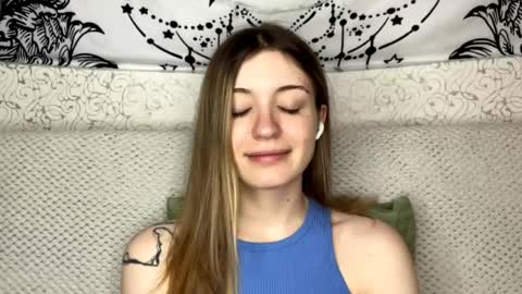 Sia online show from May 27, 8:22 am