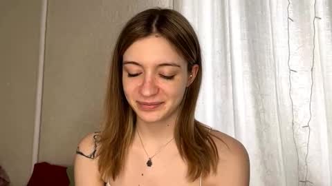 Sia online show from February 3, 12:32 pm