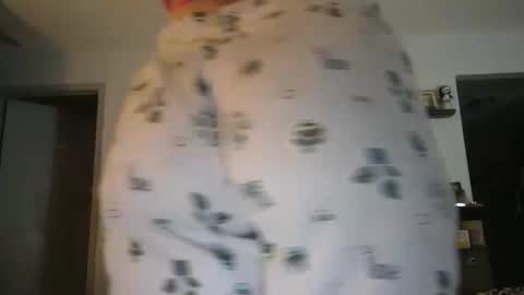 demi xc online show from April 29, 10:40 am