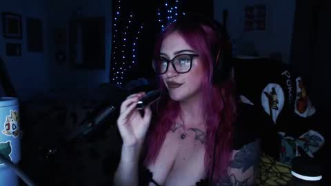Snapshot of demongf chatting on February 2, 4:59 am Demoness Mina online show from February 2, 4:59 am