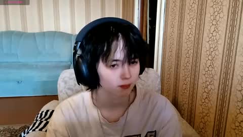 Denni online show from April 1, 8:04 am