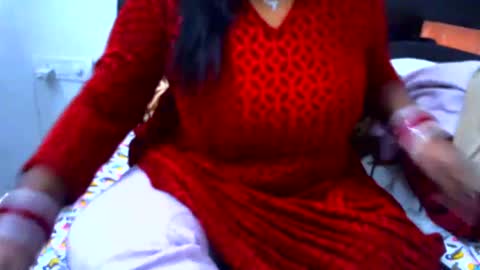 simran online show from December 4, 3:26 am
