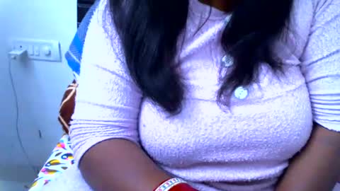 simran online show from December 3, 3:18 am