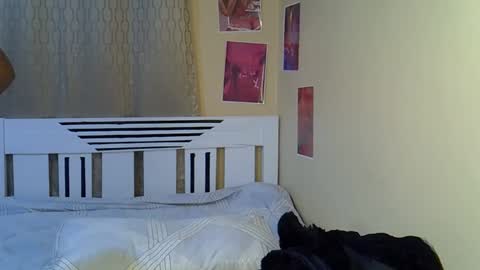 desiredahlia33 online show from March 27, 8:05 am