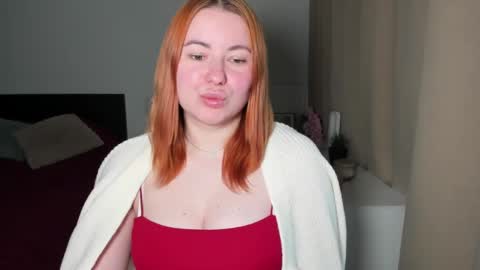 LAYLA online show from May 15, 7:33 am