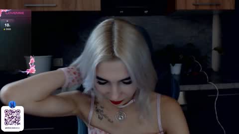 Kayla online show from October 2, 2:55 pm