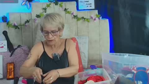 Devora online show from January 9, 6:23 pm