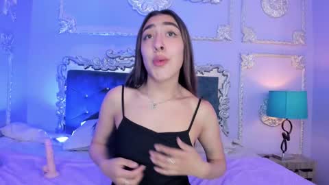 Dhalia online show from March 8, 4:44 pm