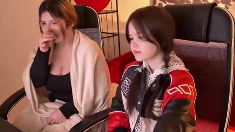 Dia online show from May 10, 11:07 pm