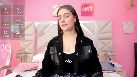 diamond_juliana_ online show from May 12, 3:04 am