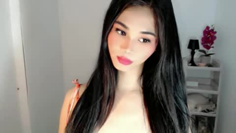 Bella online show from May 2, 11:46 am