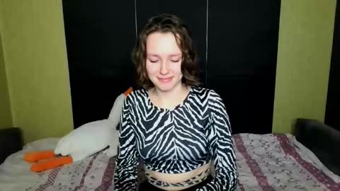 diana_back3 online show from January 11, 12:32 pm