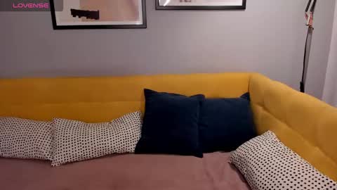 Snapshot of diana_garrett chatting on September 26, 1:47 am Diana online show from September 26, 1:47 am