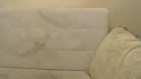 diana_loudd online show from May 18, 4:18 am