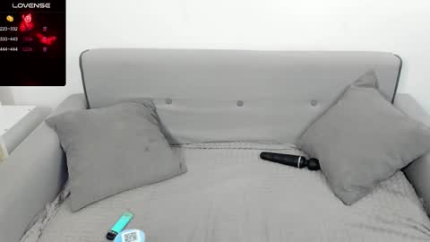 dianademoon online show from September 16, 8:11 am