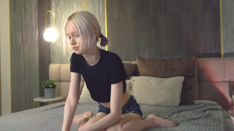 dianataft online show from April 22, 5:59 am