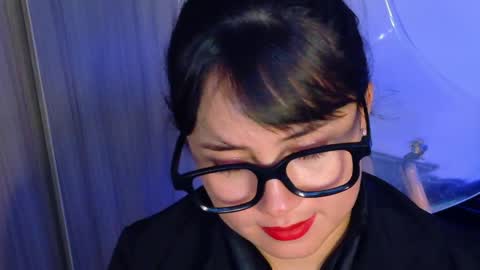 DIANE online show from May 11, 4:04 pm