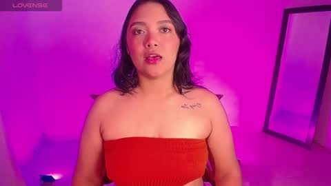 Snapshot of dianee_01 chatting on October 21, 2:04 am Anne online show from October 21, 2:04 am