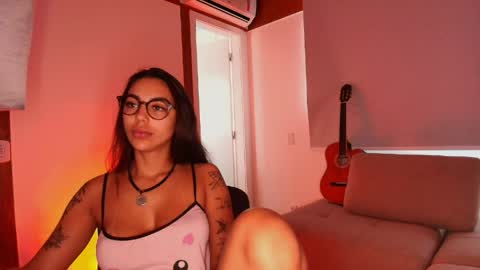 didy_reis online show from May 25, 11:53 am