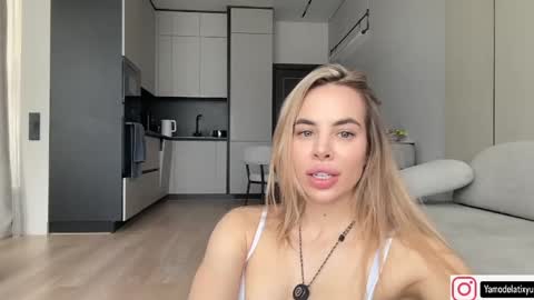 Tanya online show from May 12, 9:06 am