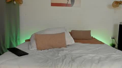 Dilarahkesh  online show from February 4, 6:49 am