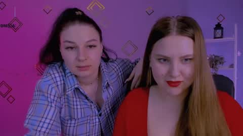 dina_bloom online show from May 11, 4:04 pm