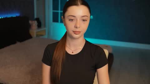 dinacandy online show from March 28, 8:36 am