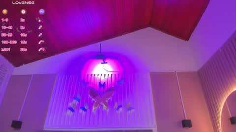 Cristal  online show from October 16, 5:10 am