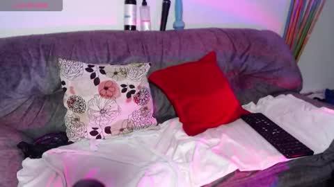 molly online show from September 21, 2:54 am