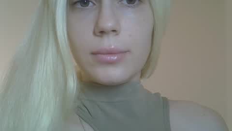 DitaMilton online show from April 8, 5:26 pm