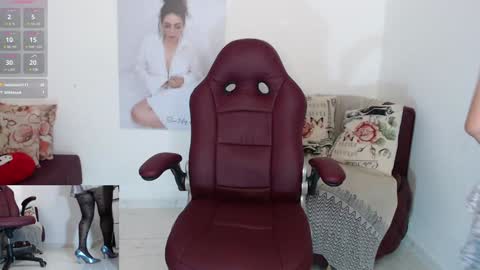 Diva online show from December 22, 8:05 am